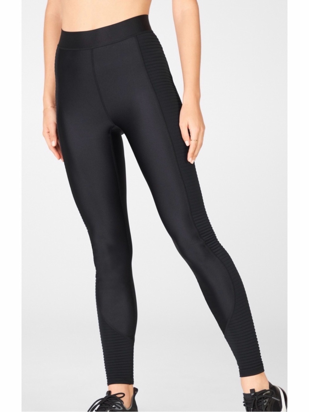 Fabletics Ultra High Waisted Motion Shine Legging Black